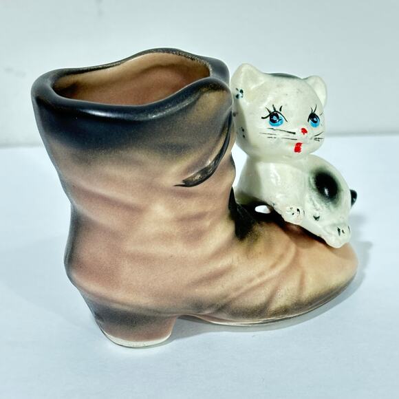 Norleans figural toothpick match holder ceramic porcelain kitten on boot figure - Picture 2 of 9